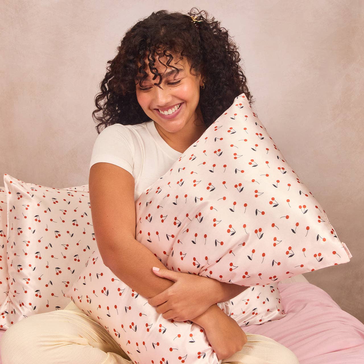 KITSCH Satin Pillowcase Standard - Cherry Print