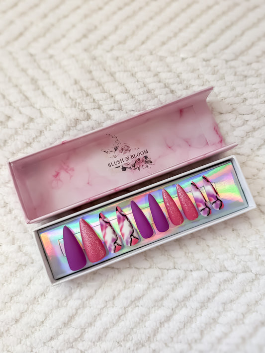 Velours Pop Press On Nail Set